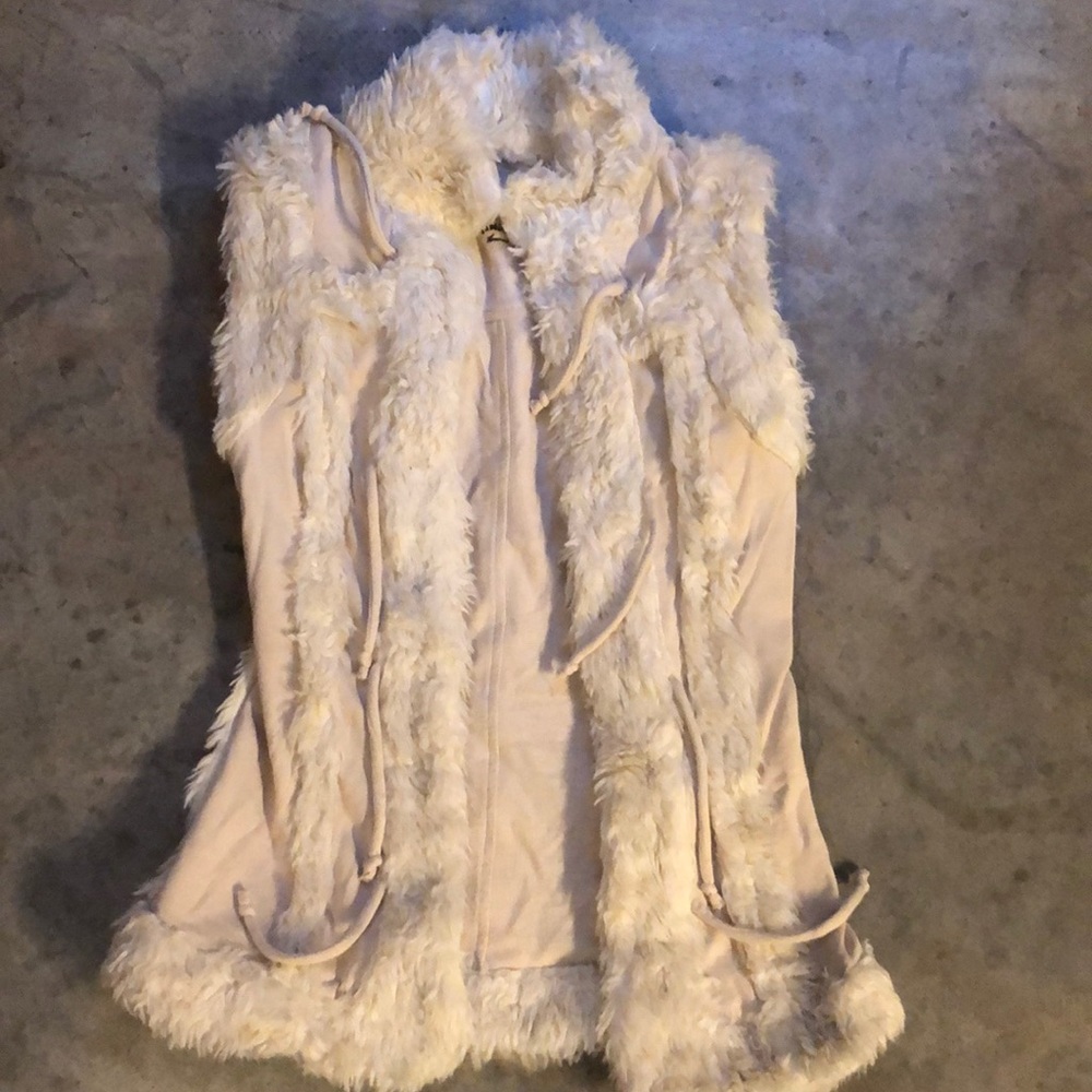 beige fur vest